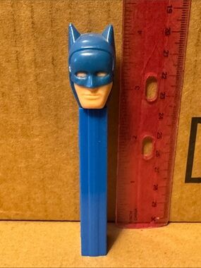 Vintage PEZ Batman Dispenser Blue No Feet Made In Austria RARE